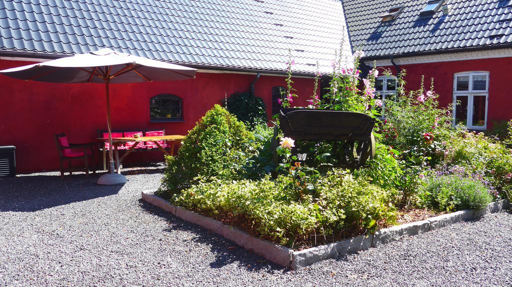 Bakkelund Bed & Breakfast Borre Exteriör bild